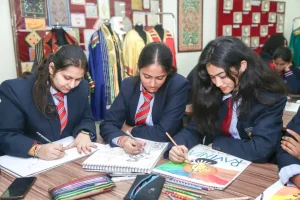 Facilities Fashion Design GEHU 3 new 300x200