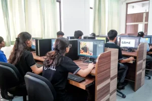 Fine arts 04 min new 300x200